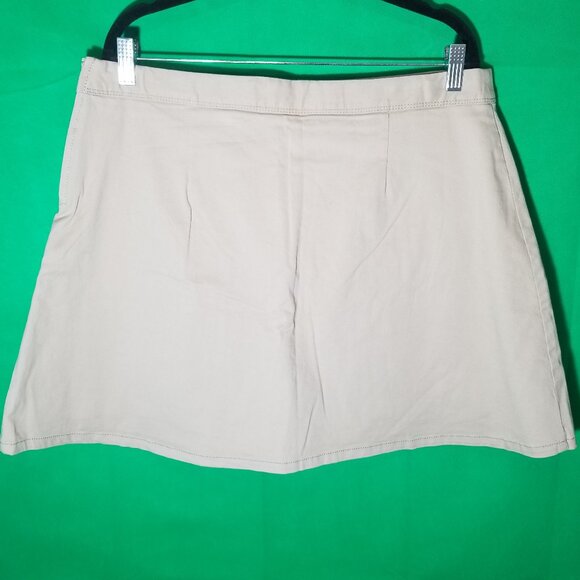 Childrens Place Tan School Uniform Skort 20 Zipper Button Adjustable Waist NWOT - Picture 2 of 9